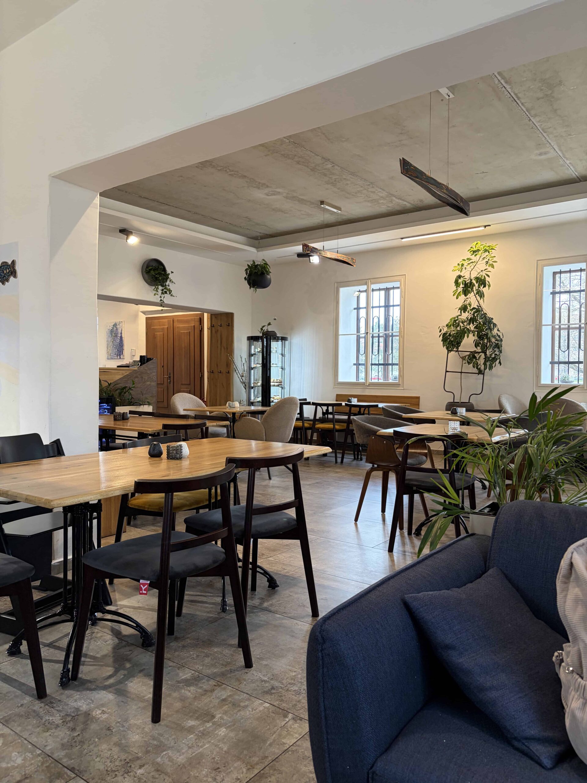 Lannova loděnice, bistro