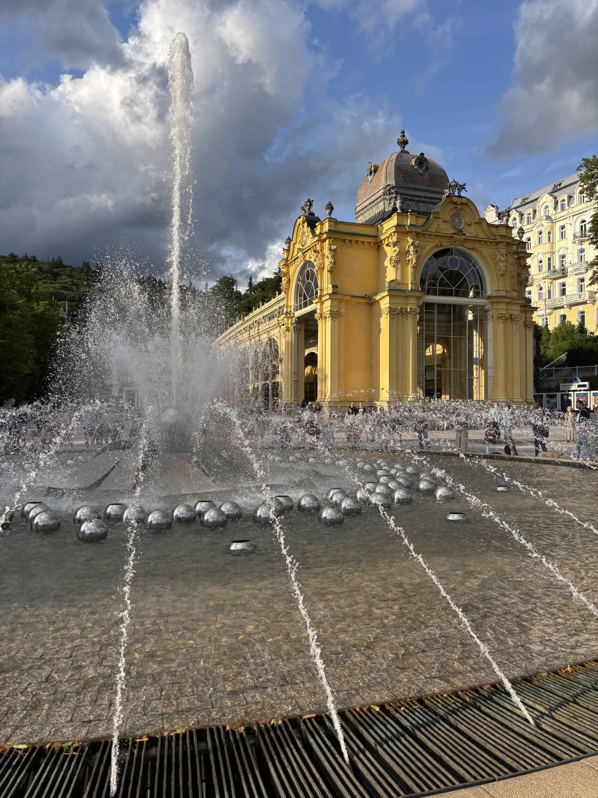 zpívající fontána mariánské lázně
